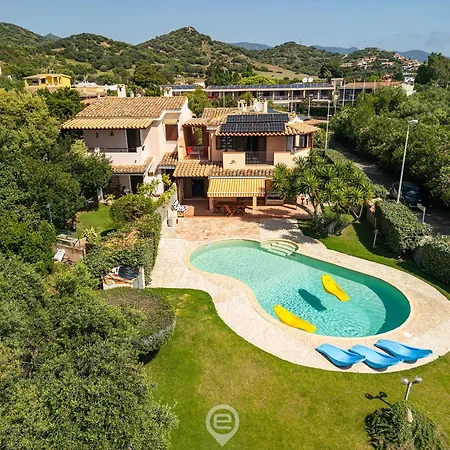 House Aurora Nyaraló