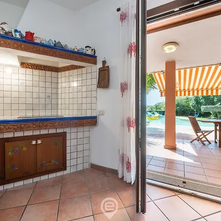 House Aurora Hébergement de vacances Simius