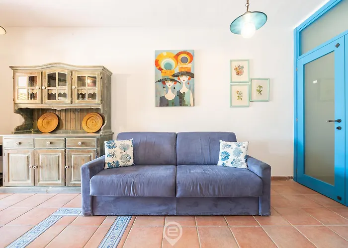 House Aurora Nyaraló